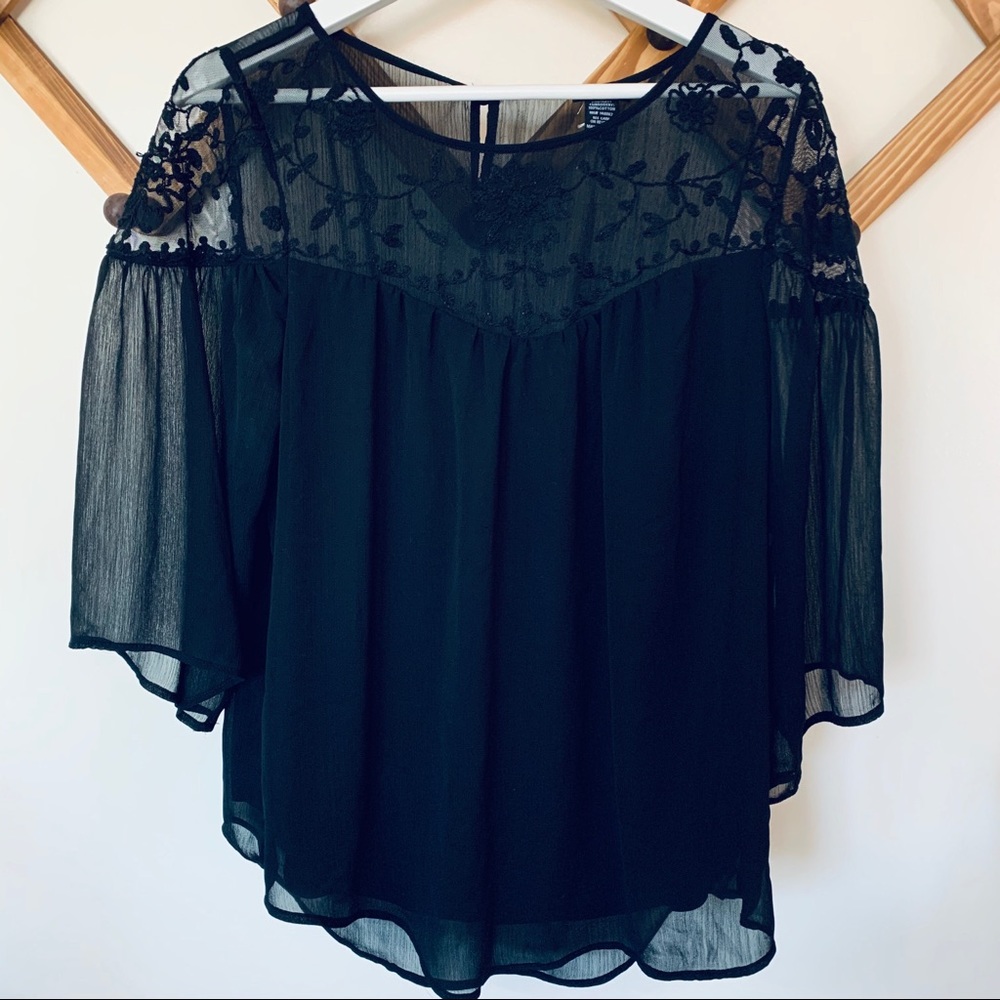 Torrid Size 1 Embroidered Black Baby Doll Tunic